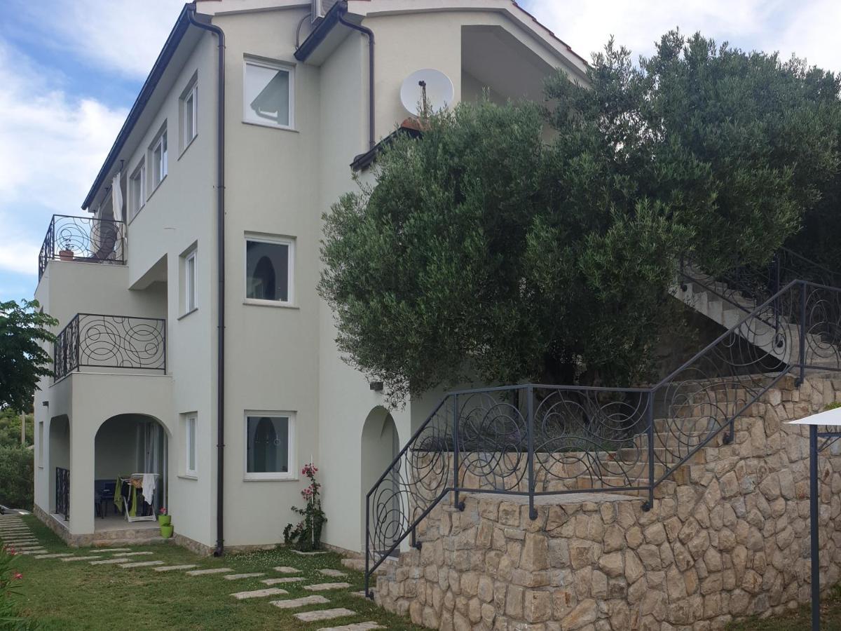 Apartment Mia 2 Banjol Exterior photo